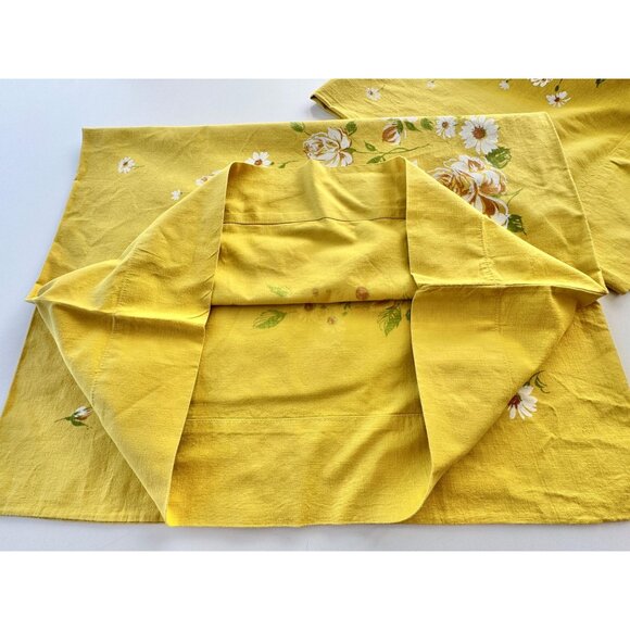 Vintage 60s floral pillowcases, golden yellow, roses & daisy flowers, Pepperell - Picture 6 of 9
